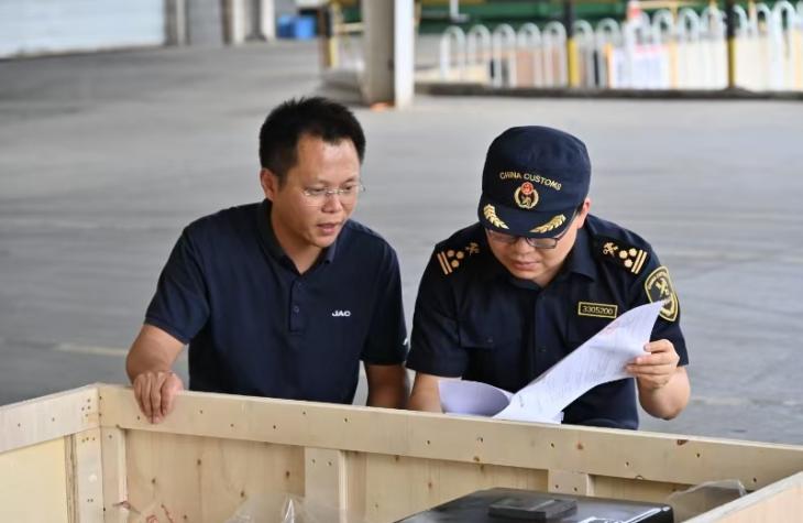 出口锂电池“分箱发运”联动监管新模式启动