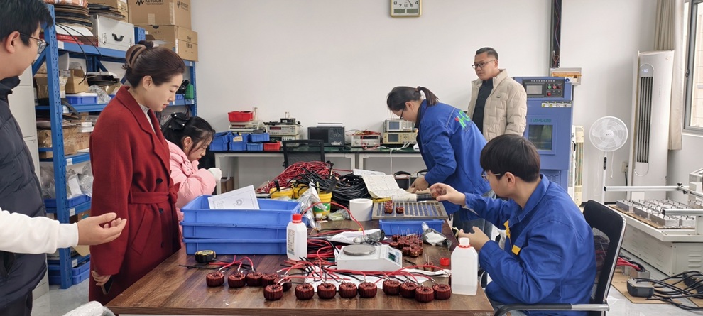 新春走基层｜艾克比科技：搏击外贸市场的“生存智慧”